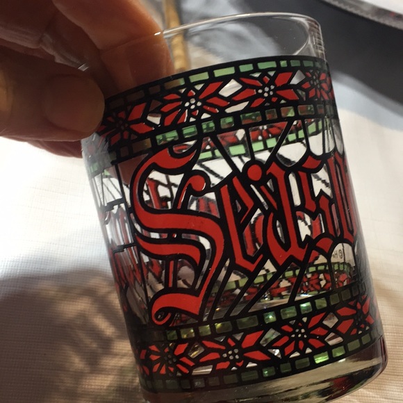 Vintage Houze Christmas stained glass tumblers Seasons Greetings (set 4) - Picture 3 of 9